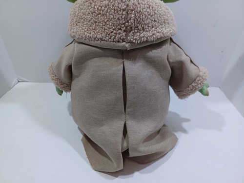 Grogu 11" Plush Toy STAR WARS The Child Baby Yoda Mandalorian & Pendant Mattel - Picture 8 of 13