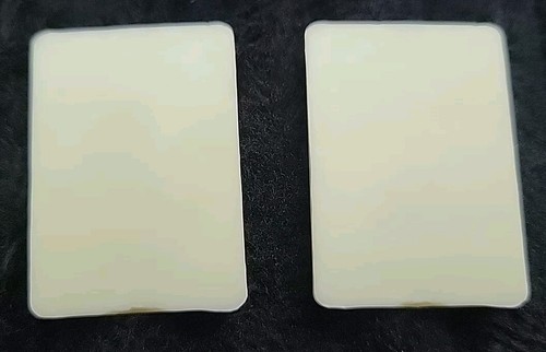 Rummikub Tile Game Set of 2 Jokers Pressman Replacement Pieces 1990 Red & Black - Picture 3 of 3