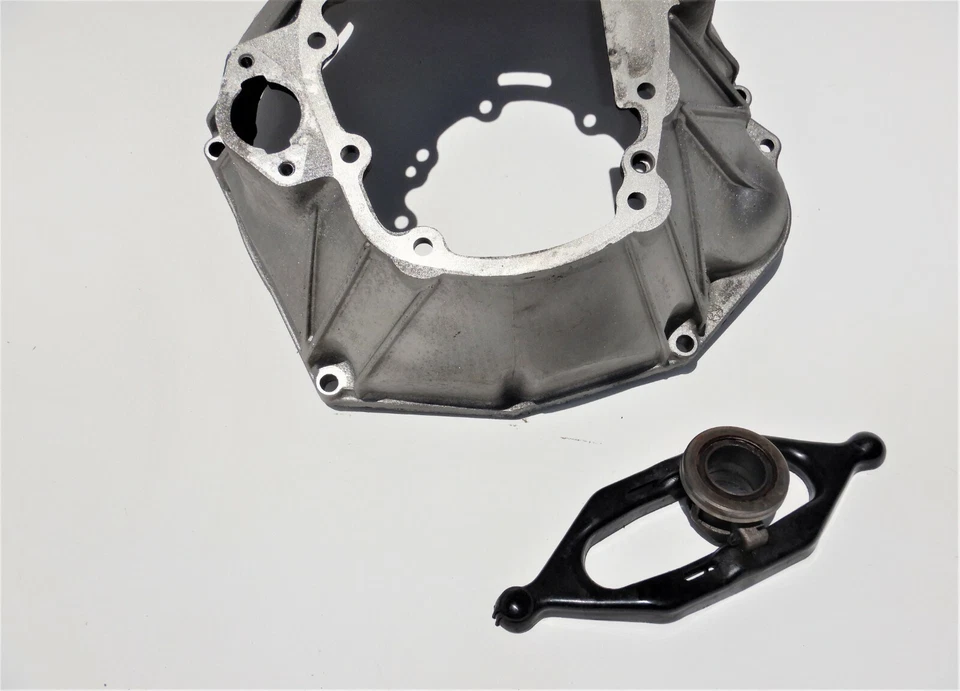 Jeep Cherokee Grand 94-01 AX15 NV3550 External Slave Bell Housing Transmission - Image 2 of 4