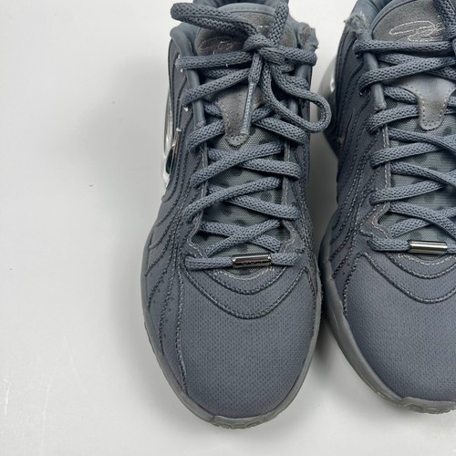 Scarpe Nike LeBron XXI 21 da uomo taglia 7,5 grigio freddo cromato basket resilienza - Foto 2 di 13