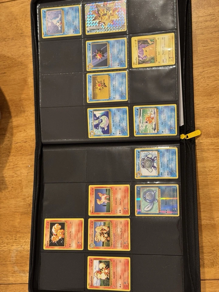 Carpeta Pikachu Ultra Pro con colección de cartas Pokémon - 151, XY Gen y vintage Foto 4 de 4