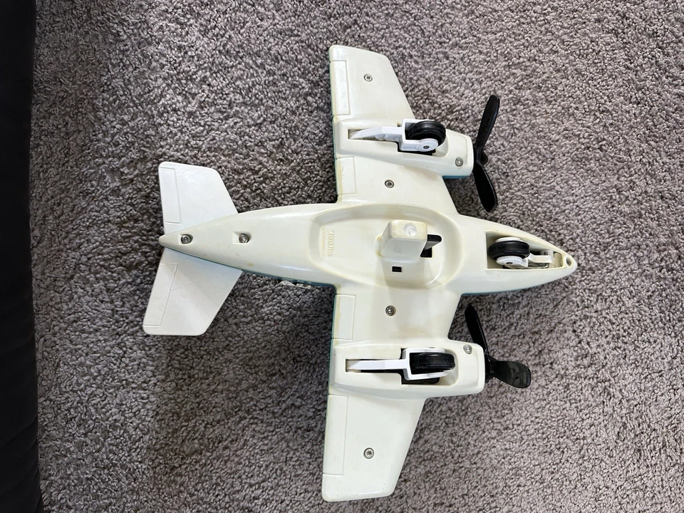 Tonka 1979 Vintage Hand Turbo Prop Blue Plane - Image 4 of 4