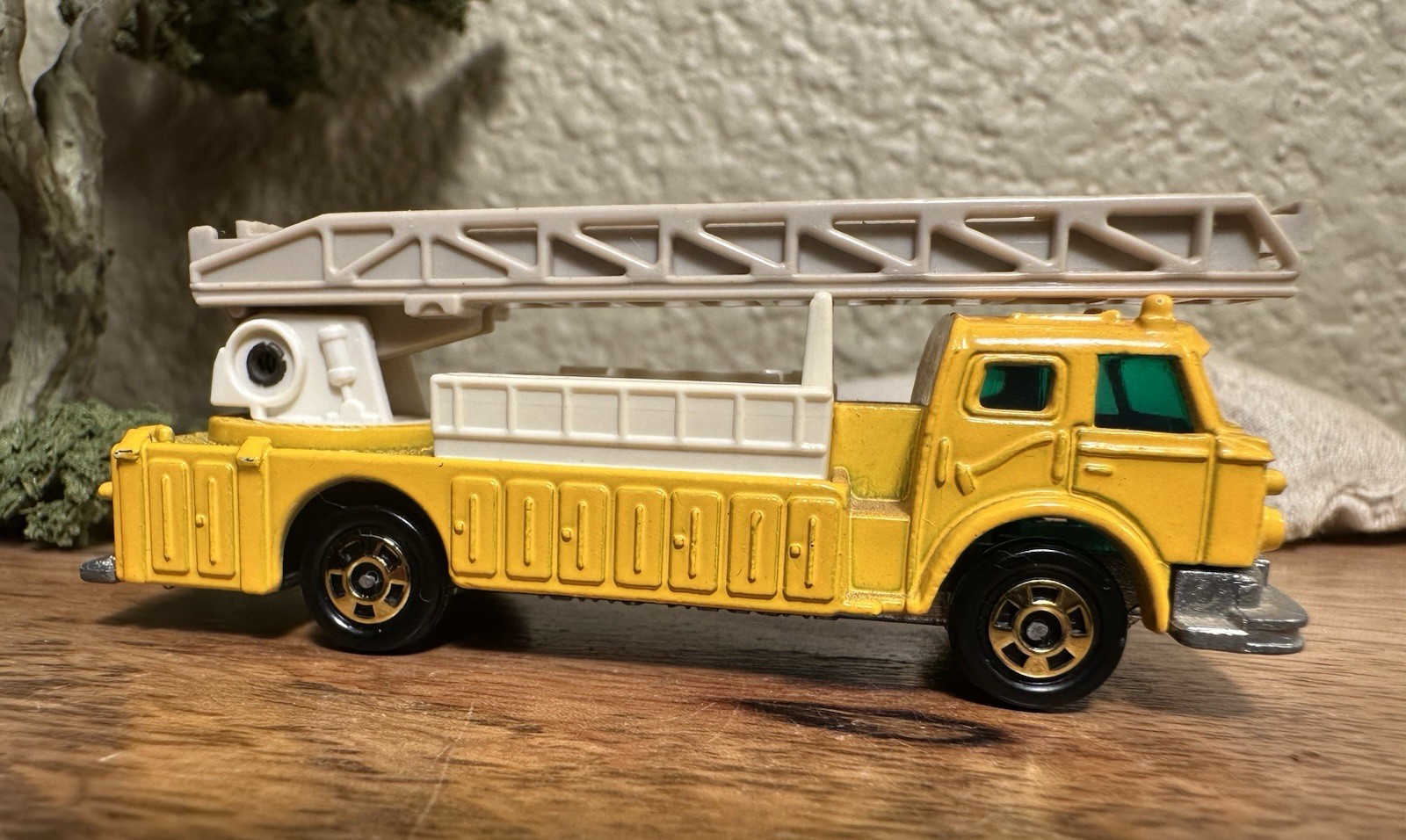 Picture 9 of 12