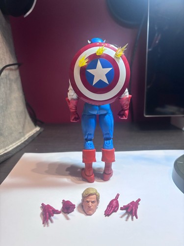 Marvel Legends Captain America 20th Anniversary - Foto 2 di 4