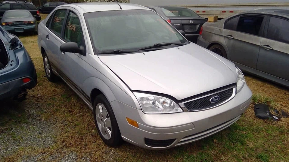 Driver Rear Side Door Excluding Station Wagon Fits 01-07 Ford Focus OEM - Image 3 of 4