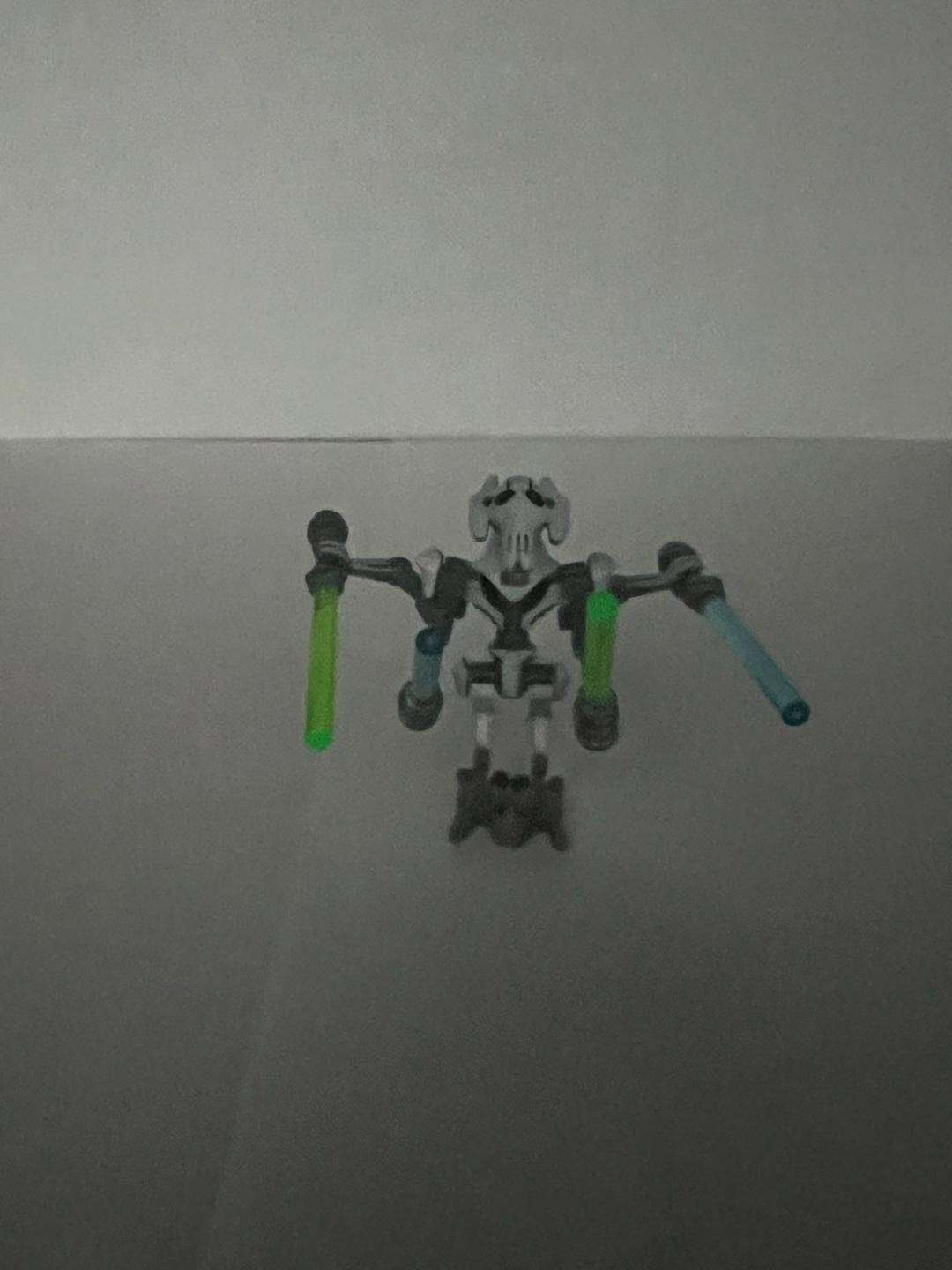 New Sealed Star Wars General Grievous Lego Figure FREE SHIPPING 4 light sabers