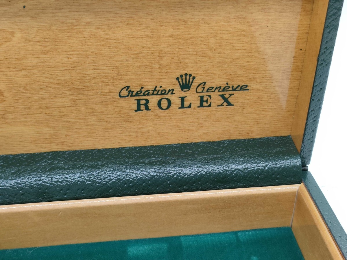 VINTAGE GENUINE ROLEX Green watch box case 68.00.3 wood