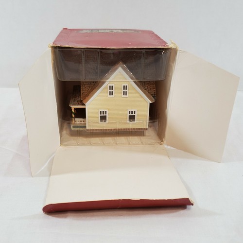 Hallmark Sarah's Prairie Home Sarah Plain and Tall Collezione Casa di Natale - Foto 9 di 11