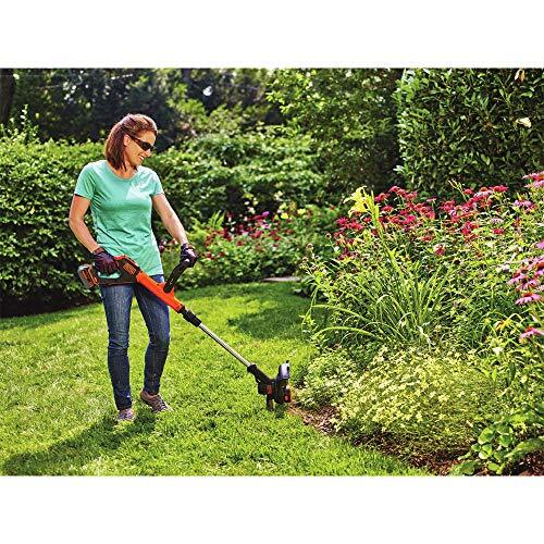 BLACK+DECKER 20V MAX* String Trimmer / Edger, 12-Inch (LSTE523) - Picture 3 of 5