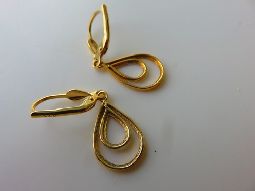 Gold Drop Dangling Earrings 9 Carat Yellow & White Diamond Cut 30mm - Picture 3 of 3
