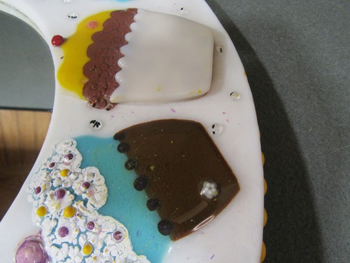 Round Wall Mirror Artistic Cupcake Decor One of a Kind FUN - 16.5 in Diameter - Picture 9 of 14
