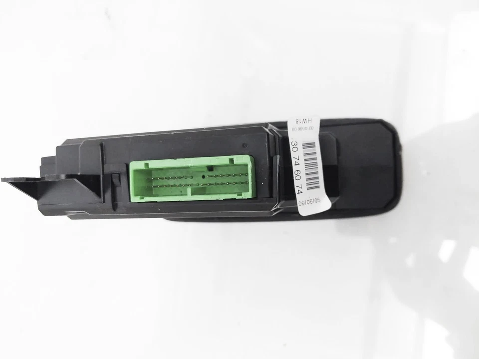 Interruptor de control de ventana izquierda Volvo V70 Master Driver 2005-2006 OEM 31334466 Foto 3 de 4