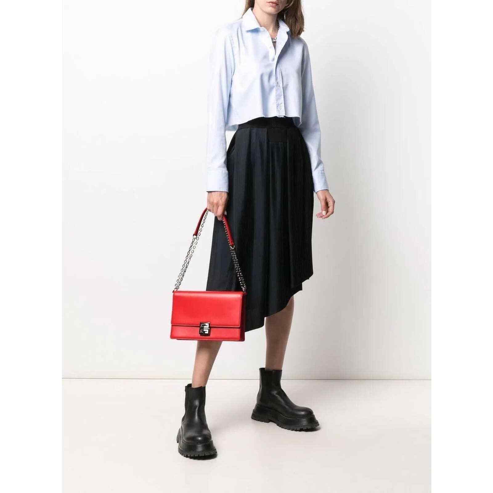 Givenchy Medium 4G Red Box Calf Leather Logo Silver Chain Crossbody Shoulder Bag Givenchy Medium 4G Red Box Calf Leather Logo Silver Chain Crossbody Shoulder Bag