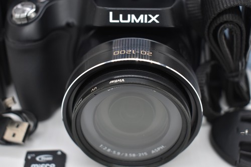Panasonic LUMIX DMC-FZ70 Camera 16.1MP 60x Zoom Complete Bundle - FULLY TESTED ✅ - Picture 3 of 13