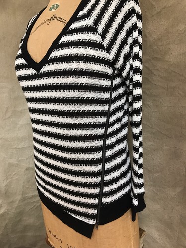 Women's STRIPED SWEATER Top EXPOSED ZIPPER Black & White SANCTUARY Casual Thin S - Picture 5 of 6