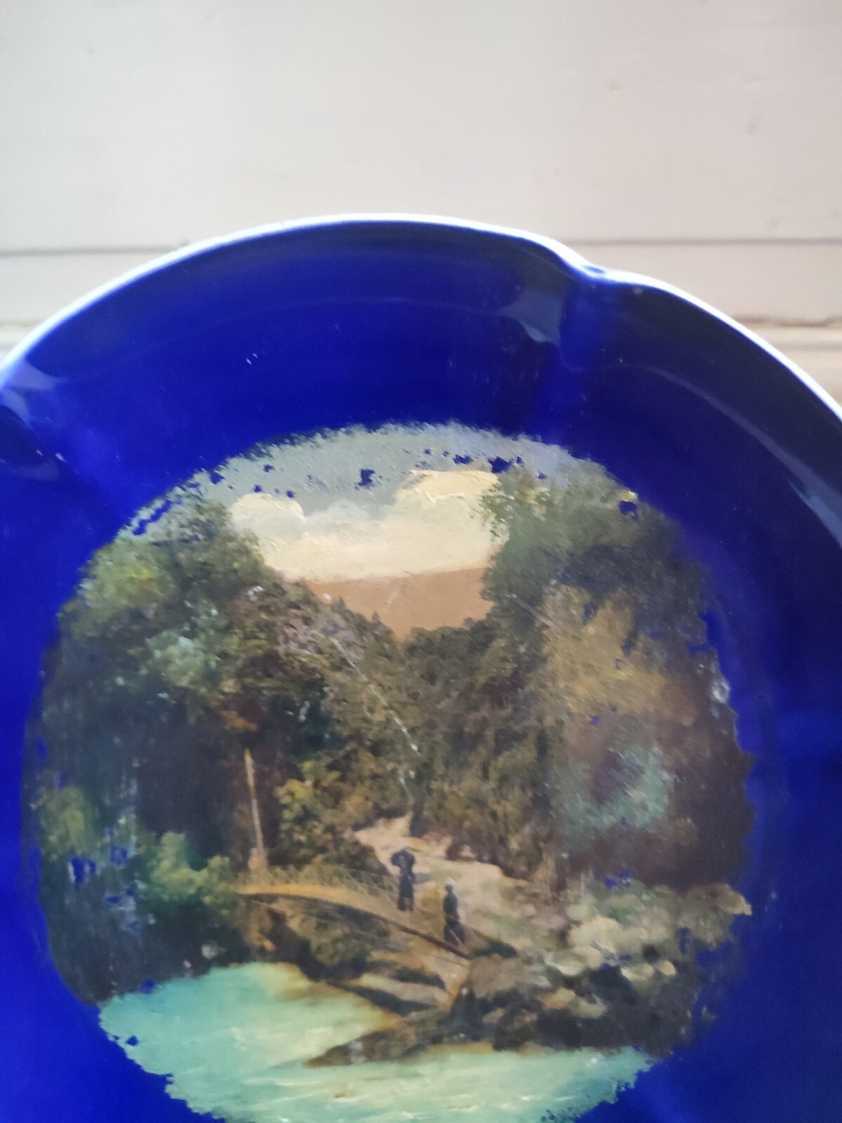 Picture 5 of 24