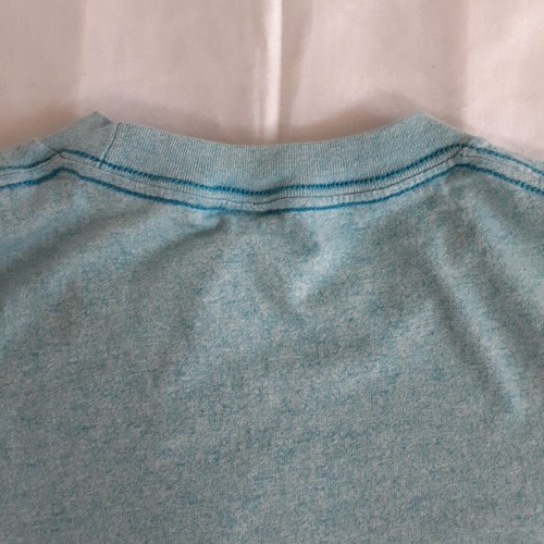 Used T-Shirt Womens Size Large Hollister Cassette Tape Surf Beach Music Lover - Picture 10 of 12
