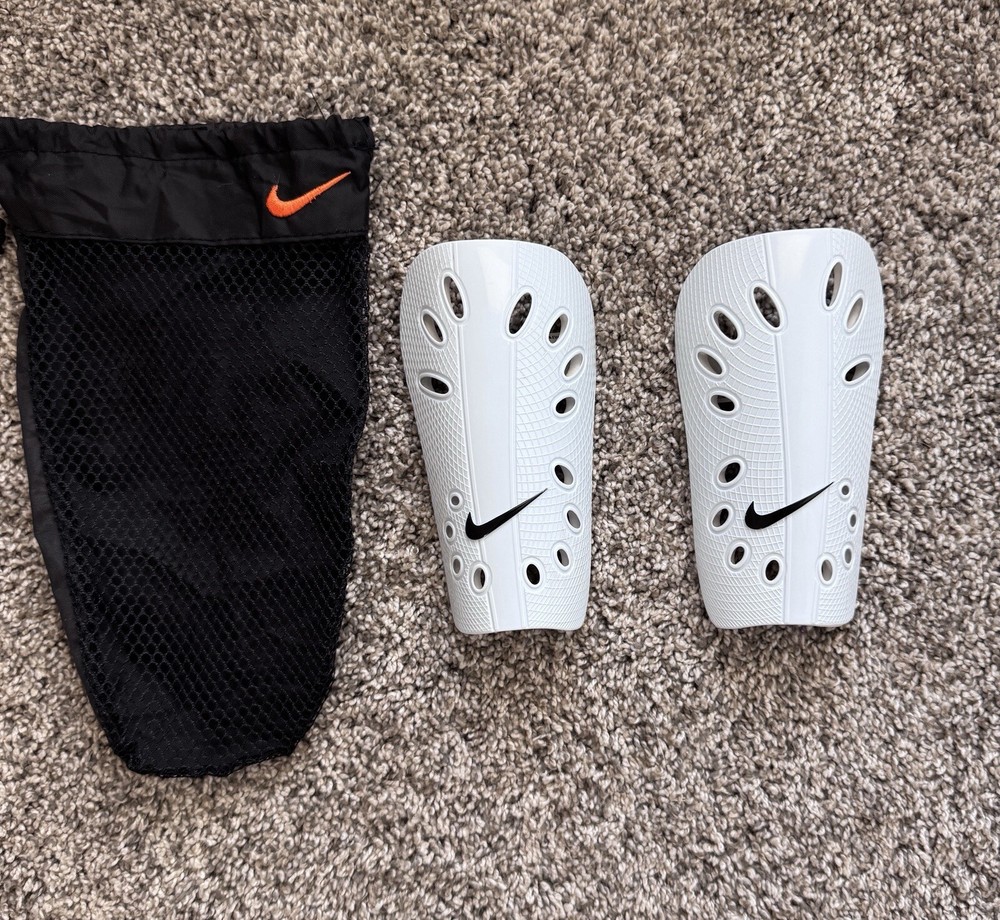 Nike J Guard Soccer Shin Guards with Convenient Carrying Bag