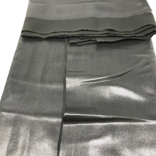 Stoffrest fast einen Yard - schwarz glänzend Stretch Poly 60" x 0,944 Yard Kostüm  - Bild 1 von 4