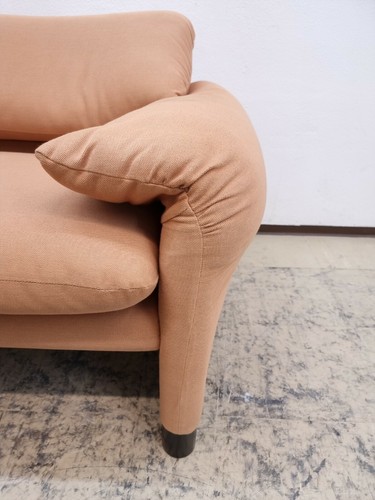 Cassina Maralunga Zweisitzer Stoff Designersofa Magistretti in apricot #0201 - Bild 7 von 11