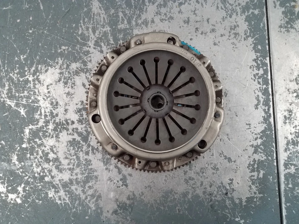 2004 Honda S2000 AP2 Clutch / Flywheel Assembly #00352 D6 - Image 2 of 4