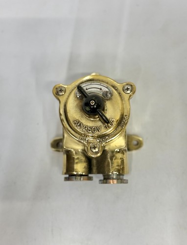 Industrial Maritime Daeyang Old Brass Metal Polish Rotary Switch & Socket - Picture 2 of 11