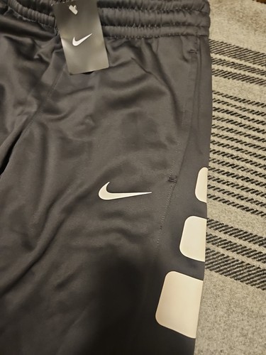 womens nike therma fit pants medium New With Tags - Picture 5 of 8