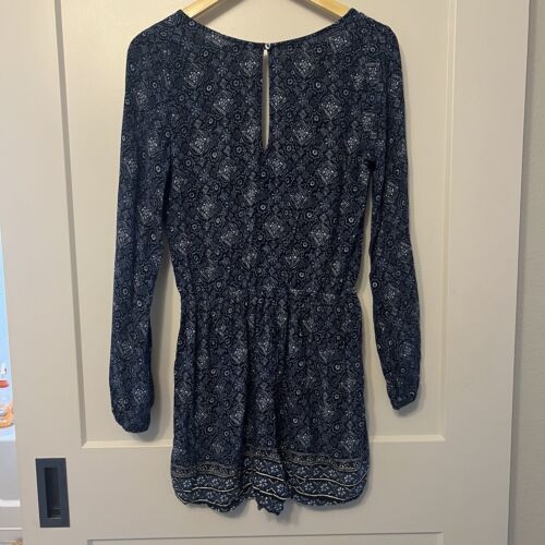 Hollister Women’s Blue Boho Wrap Snap Tie Waist Long Sleeve Short Romper, Size M - Picture 3 of 14