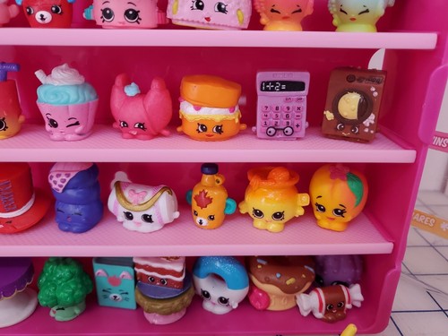 mixed lot of 77 various SHOPKINS mini figures many seasons Plus Case - Picture 7 of 11