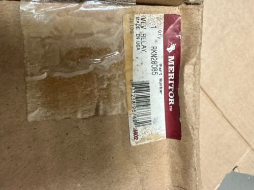 ONE GENUINE MERITOR VALVE RELAY RKN28085 - Picture 4 of 6