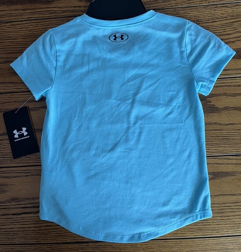 UNDER ARMOUR SHORT SLEEVED BLUE & PINK SHORTS OUTFIT WITH HEART-GIRLS SIZE 4-NEW - Picture 4 of 4