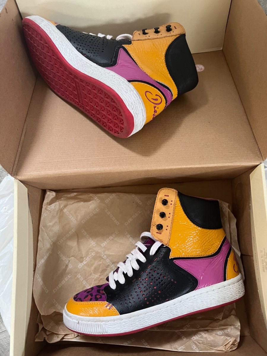 テルミーさゆ1014です。 Diesel Sneakers NEW Vintage Cream/Grey/Yellow Leather/Mesh
