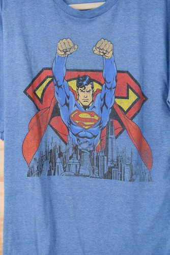 Superman Metropolis Skyline DC Authentic Mens Large T-Shirt - Picture 8 of 10