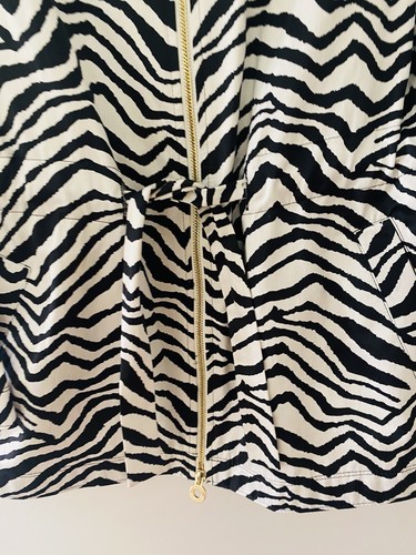 Chic Dana Buchman Zebra Zip & Belted Lightweight Jacket Sz Small - Picture 11 of 13