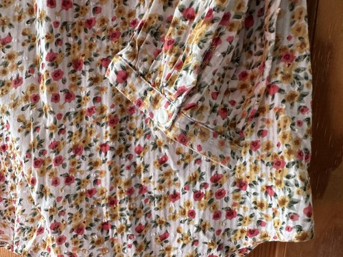 Pretty M&Co ladies cotton floral lightweight blouse white yellow pink size 8 vgc - Picture 5 of 7