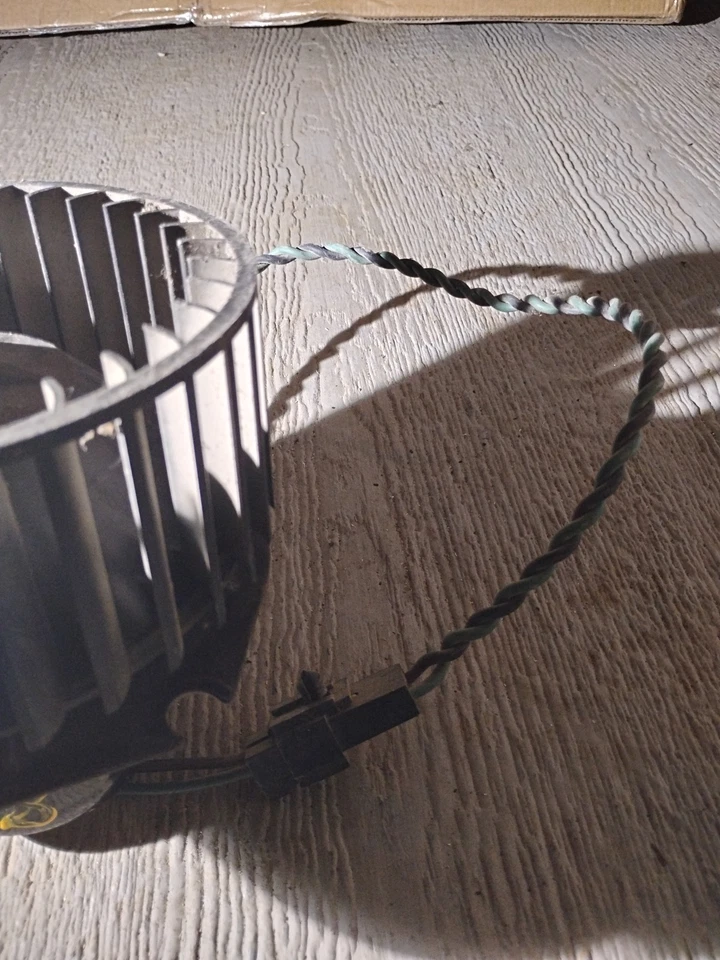 Motor soplador Plymouth Sundance 1987-1994 83358VR 1988 1989 1990 1991 1992 Foto 2 de 3