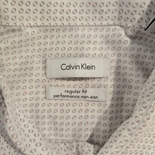 Calvin Klein Men's Non-iron Button Down Long Sleeve Regular Fit Shirt 16 1/2