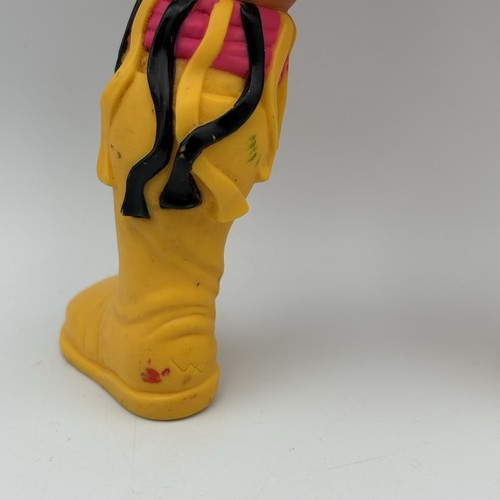 1990 HASBRO WWF ULTIMATE WARRIOR - LARGE FIGURE - SOLD AS IS - 12 INCHES TALL - Picture 11 of 14
