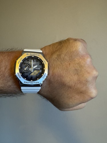 CASIO G-SHOCK GM2100 Custom White - New in Case w/ Tag & Screen Protector WR200m - Picture 2 of 16