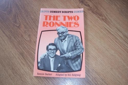 Die zwei Ronnies: Komödie Drehbücher - Barker, Ronnie