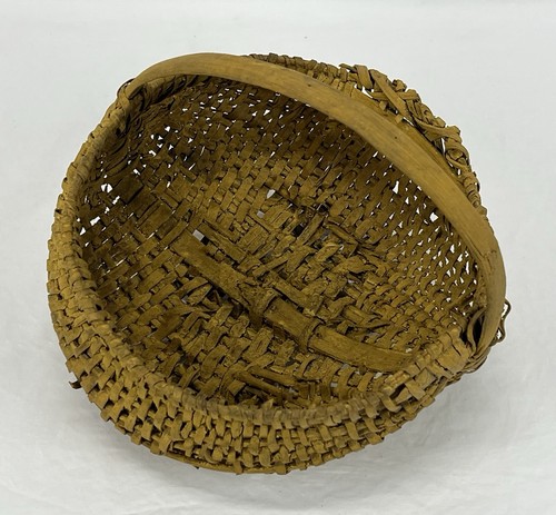 Antique Primitive Folk Art Old Mustard Yellow Paint Buttocks Basket - Picture 18 of 24