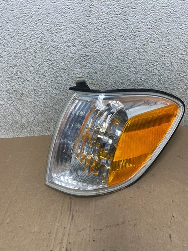 2005 to 2007 Toyota Sequoia Left Driver Lh Parking Turn Signal Q1566 DW