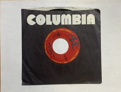 Earth Wind Fire Let's Groove 45 RPM 18-02536 Columbia