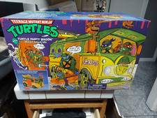 Playmates TMNT Turtle Party Wagon Mutant Attack Van SEALED