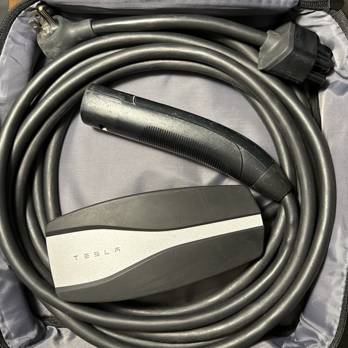 Tesla Gen 2 Mobile Connector Model Y 3 S X Charger Home Charging