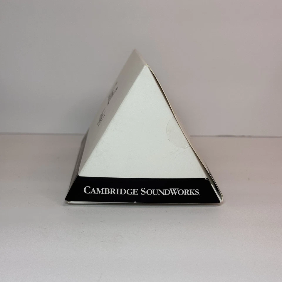 Oontz Angle 3 Bluetooth Speaker Portable Wireless Bluetooth 10W Stereo Sound - Image 4 of 4