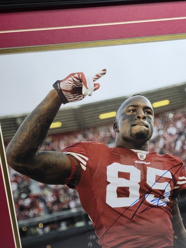 Signed Vernon Davis Framed Photo San Francisco 49ers 22x18 - Picture 5 of 6