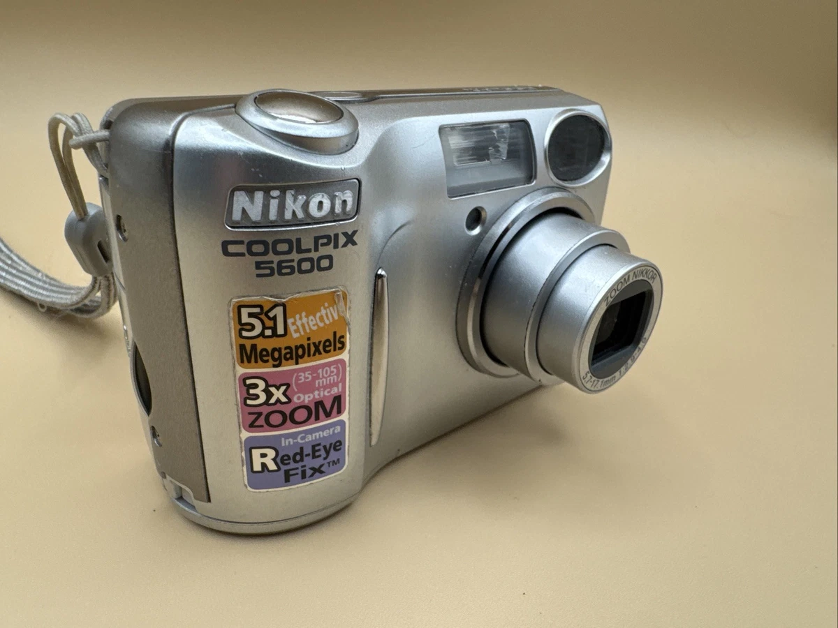 Nikon Coolpix 5600 Digital Cameras with Auto Power Save for Sale