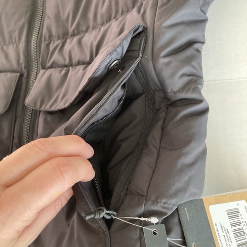 The North Face Gotham Down Jacket Black Pockets Hood Women’s Size Medium NWT - Picture 15 of 15