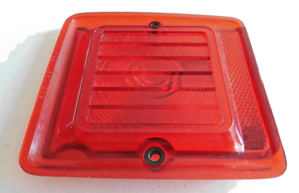 LENTE DE LANTERNA TRASEIRA ESQUERDA LH RAMBLER/AMC AMERICAN STATION WAGON 1966 NOVA NA CAIXA. 3552556. - Imagem 2 de 4